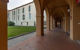 Tranquil Elegance In The Heart Of Pisa - Historic Convent Apartment